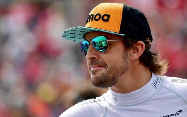 Fernando Alonso volta para a Fórmula 1 pela Renault