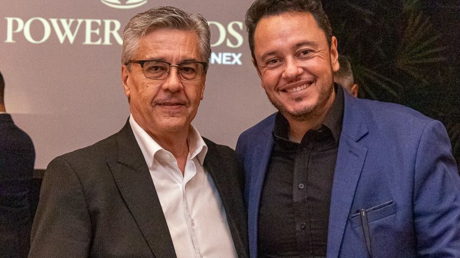 Power Minds Connex TV será comandado pelo jornalista e empresário José Vicente Bernardo e pelo publicitário e mentor Hebert Bouzo Power Minds Connex TV será comandado pelo jornalista e empresário José Vicente Bernardo e pelo publicitário e mentor Hebert Bouzo