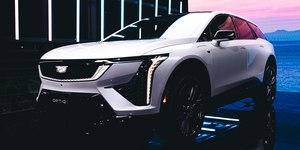 Cadillac estreia no Brasil com SUVs elétricos de luxo