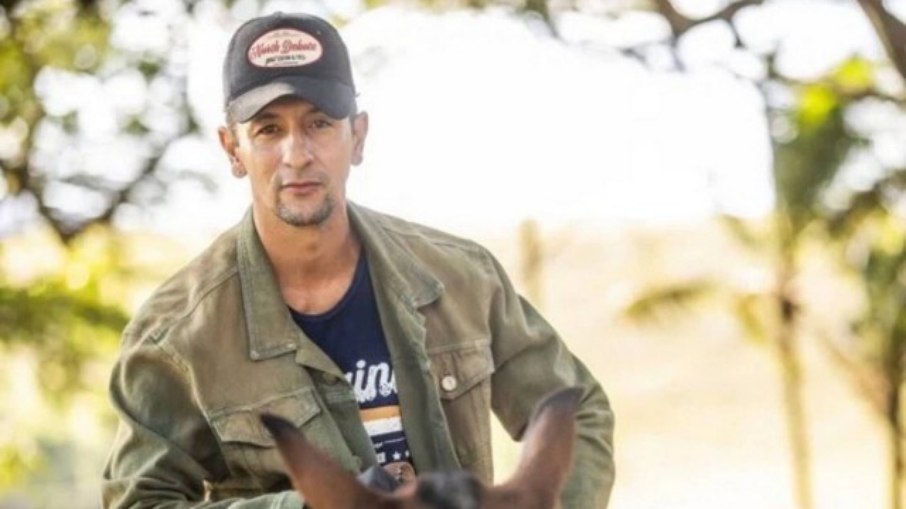 Pantanal: ator Irandhir Santos sofre acidente e é afastado de gravação