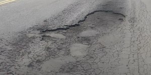 Rodovia do Aço: BR-393 volta a deteriorar após fim da concessão