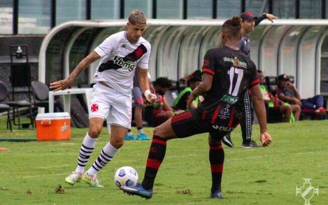 Empréstimo: Lateral-direito JP Galvão deixa o Vasco e vai assinar com o Botafogo