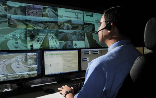 FLIR Systems anuncia câmeras de tráfego com inteligência artificial para gerenciamento preditivo de tráfego