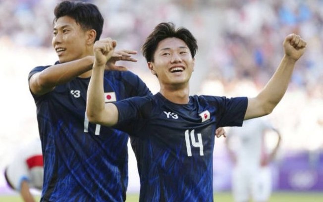 Japão estreia com goleada no futebol masculino sobre o Paraguai Japão estreia com goleada no futebol masculino sobre o Paraguai