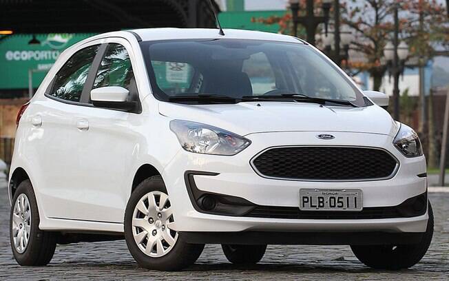 Ford Ka SE 1.0 tem volante multifuncional e sistema de som com Bluetooth