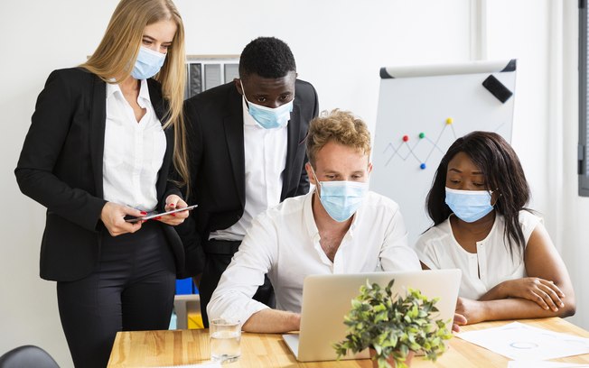 Autora lança livro sobre empreendedorismo pós-pandemia em SP