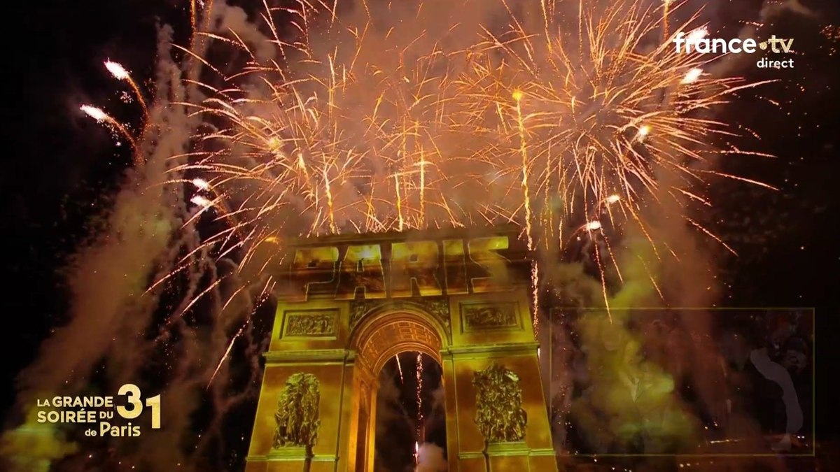 Revéillon em Paris Revéillon em Paris