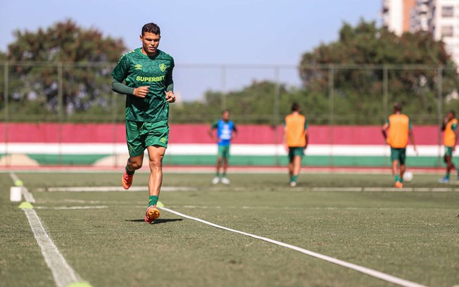 O Monstro Thiago Silva de volta às atividades no Fluminense