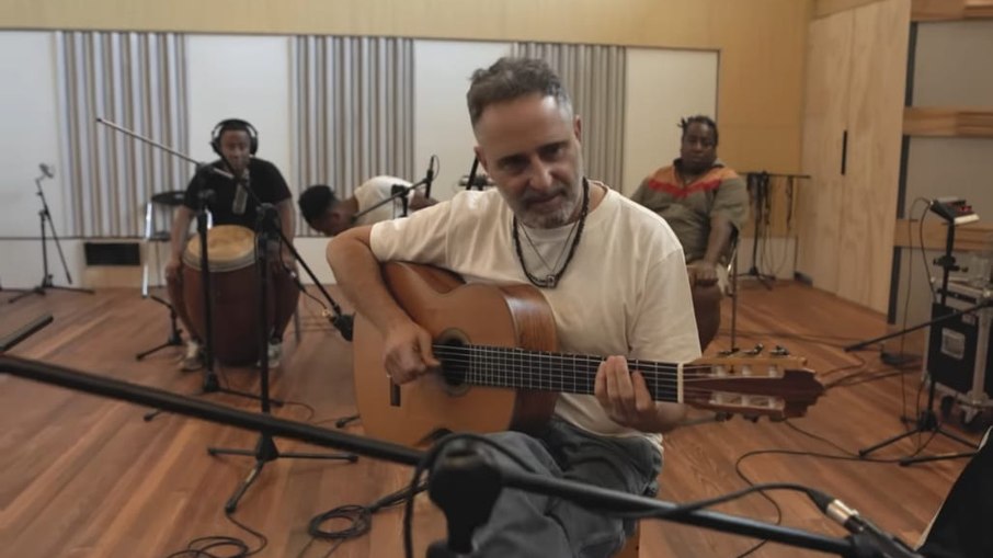 Jorge Drexler na gravação do novo disco