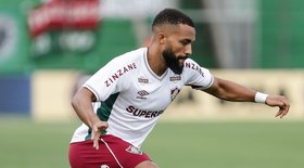 Mesmo com expulsão, Bahia vence Vitória pelo Brasileirão