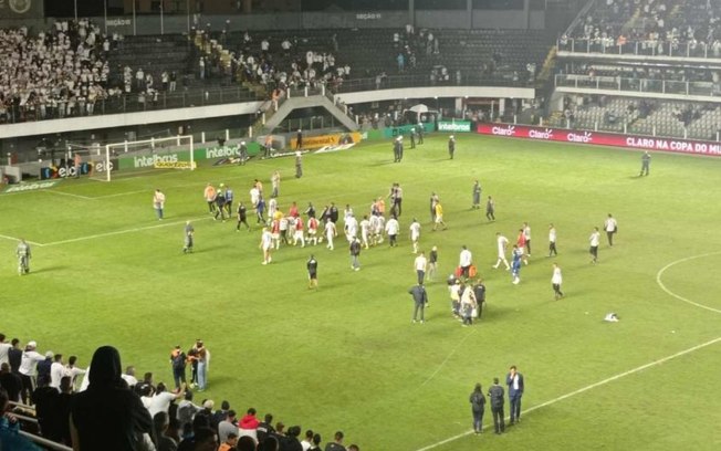 Corinthians classifica tentativa de agressão a Cássio por torcedores do Santos como inaceitável
