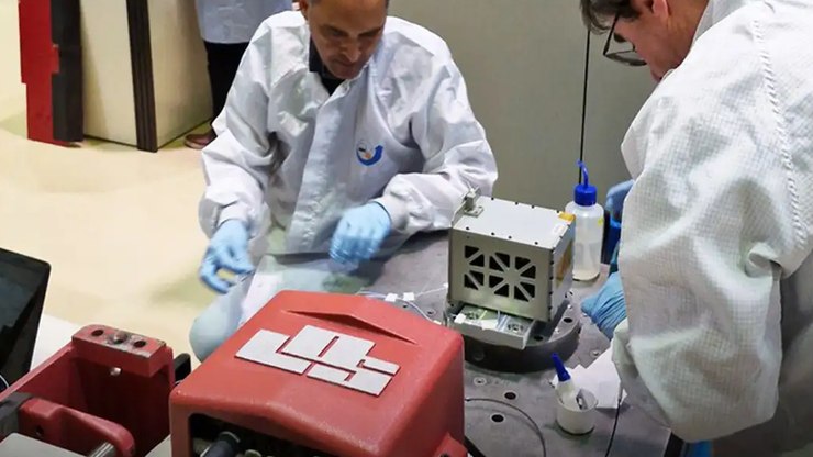 Missão na Índia falha e foguete com satélites brasileiros some