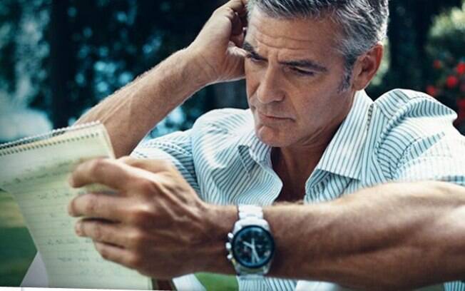 George Clooney com relógio