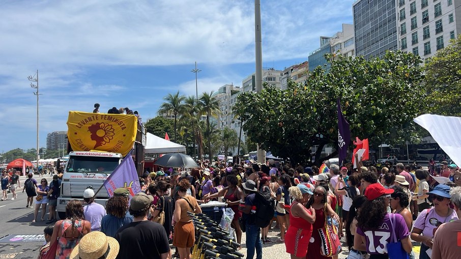 Ato no Rio se concentra no Posto 5, em Copacabana