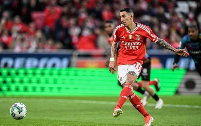 Di María tem bom desempenho em sua segunda passagem pelo Benfica