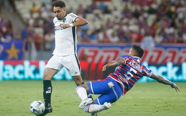 Fortaleza segue sem vencer no Brasileirão e Botafogo perde a chance de voltar para a liderança com o empate na partida