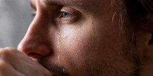 Homens choram mais por esporte, segundo estudo