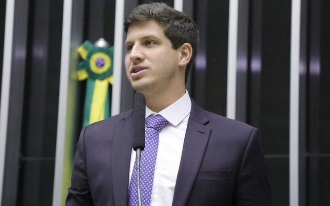 João Campos lidera corrida eleitoral em Recife com 76% das intenções de voto, diz Datafolha