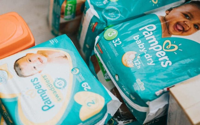 Ladrão furta pacotes de fraldas em farmácia no Estância Suiça Ladrão furta pacotes de fraldas em farmácia no Estância Suiça