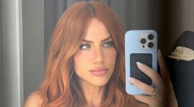 Com cabelos ruivos, Giovanna Ewbank publica foto sensual
