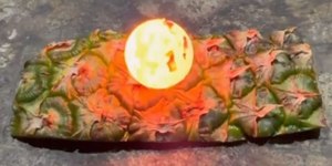 VÍDEO: casca de abacaxi aguenta calor de bola de fogo