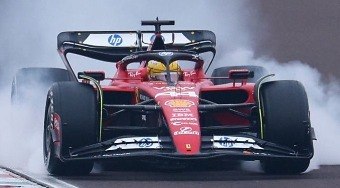 Hamilton%20bate%20Ferrari%20em%20segundo%20dia%20de%20testes%20em%20Barcelona