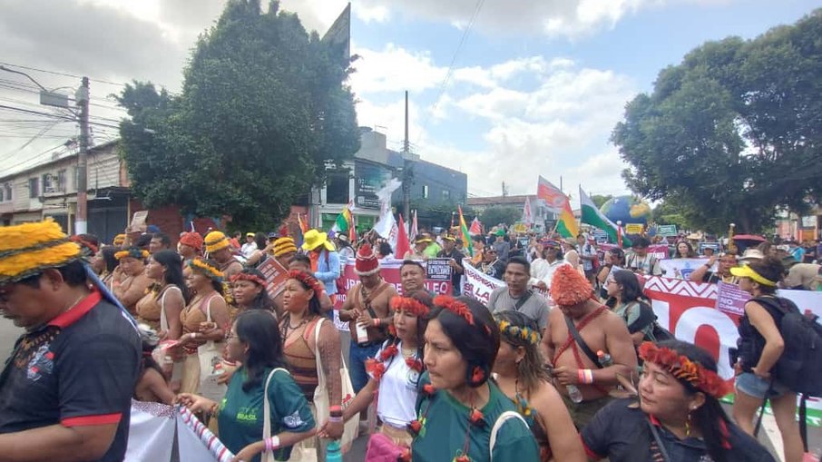 Marcha Mundial pelo Clima aconteceu neste sábado (15), em Belém Marcha Mundial pelo Clima aconteceu neste sábado (15), em Belém