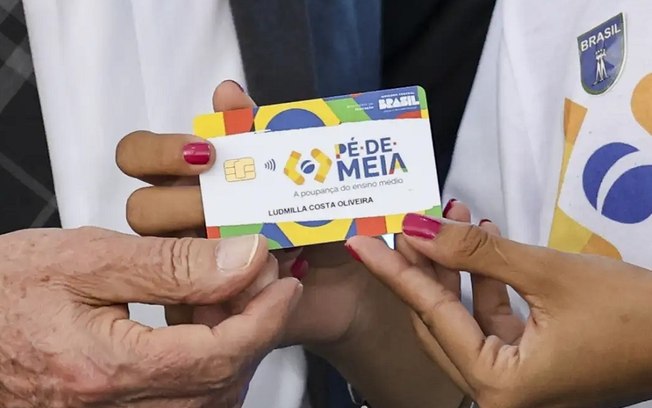 Governo paga hoje nova parcela do Pé-de-Meia a estudantes nascidos em setembro e outubro Governo paga hoje nova parcela do Pé-de-Meia a estudantes nascidos em setembro e outubro