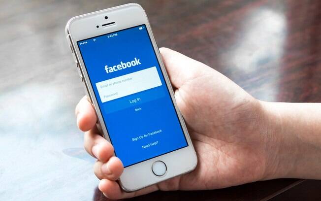 Segundo pesquisa, os dados de usuários falecidos no Facebook podem ser entendidos como uma herança digital 