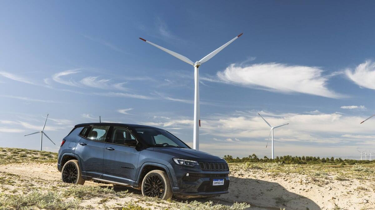 Jeep Compass 4Xe: híbrido pug-in que tem autonomia de até 927 km. de acordo com a fabricante