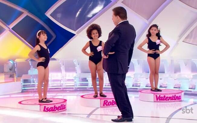 Silvio Santos faz concurso de beleza com crianças no seu programa