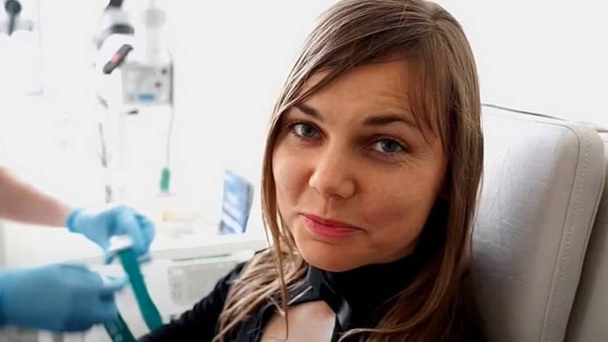 Karolin Tsarski, 33 anos, desenvolveu habilidade de atingir o orgasmo apenas com a mente