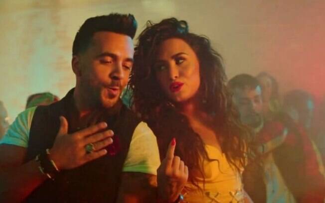 Demi Lovato e Luis Fonsi lançaram faixa juntos. 