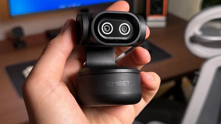 Primeira webcam PTZ 4K com IA e câmera dupla do mundo; compensa?