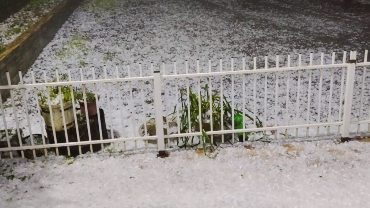 Granizo destrói 60% de cidade no RS e tempestades deixam 2 mortos - QTU Questões do Universo