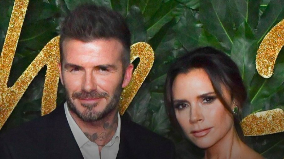 Victoria Beckham, esposa do astro do futebol, revela uma suposta infidelidade por parte do companheiro