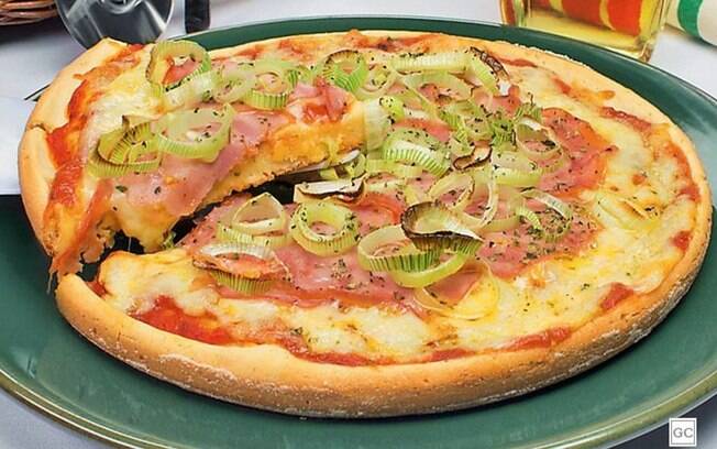 Dia da Pizza: 15 receitas diferentes e saborosas para fazer em casa