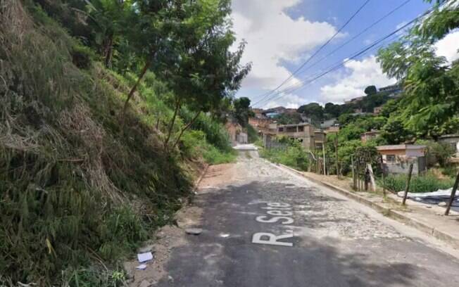 O crime aconteceu na esquina da rua Perimetral com rua Sete, no bairro Landi, em Belo Horizonte