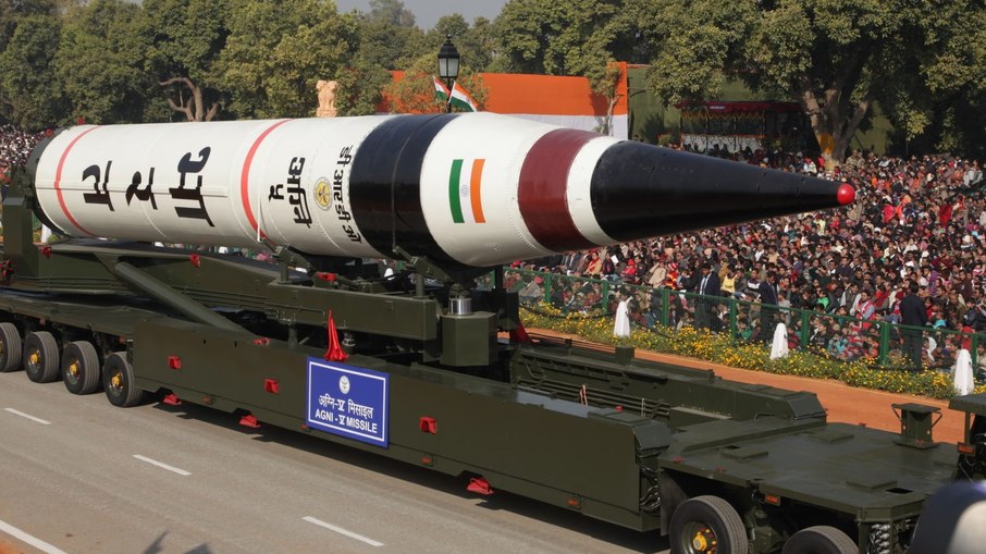 O míssil Agni-5, exposto em evento do governo chinês