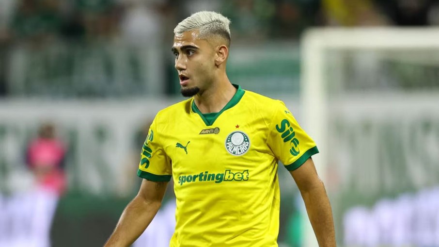 Titular no Palmeiras, Andreas Pereira reencontra o Flamengo Titular no Palmeiras, Andreas Pereira reencontra o Flamengo
