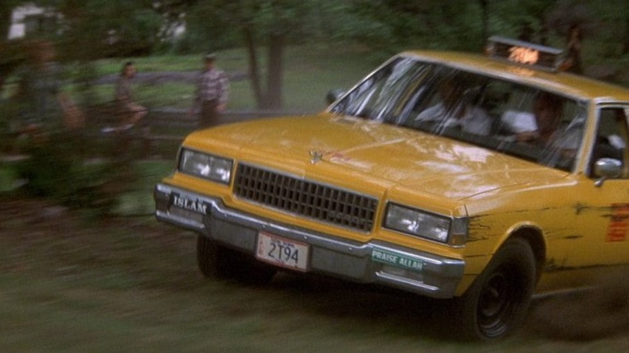 Chevrolet Caprice sofre nas mãos de John McClane em Duro de Matar 3