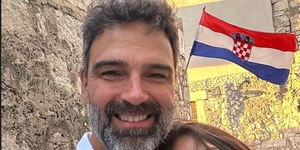 Visual de Tadeu Schmidt chama atenção na web: "Não reconheci"