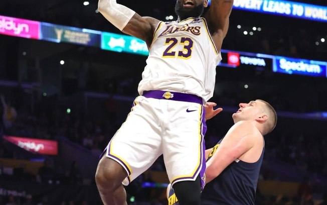 Lakers superam os Nuggets e seguem vivos nos playoffs da NBA