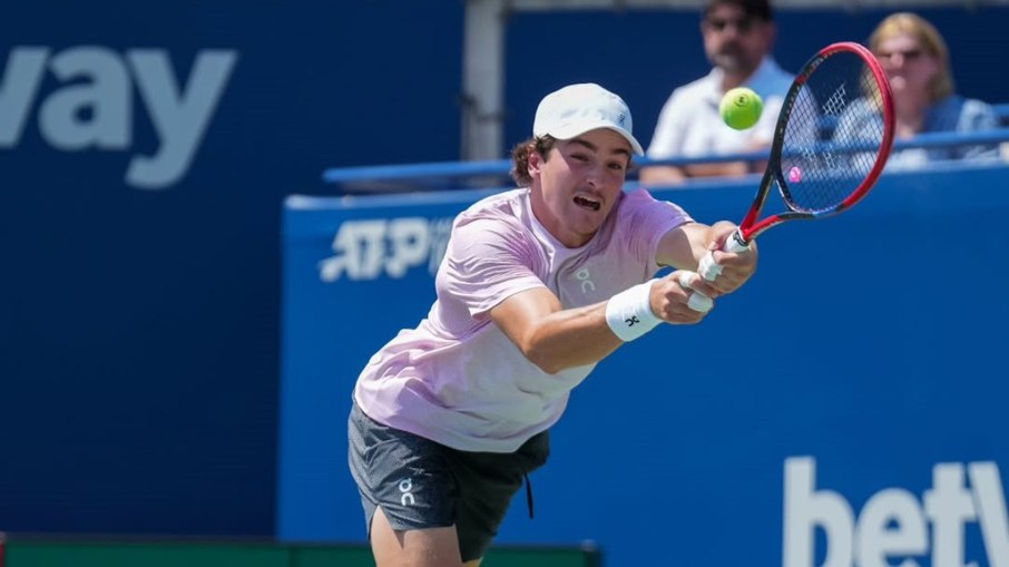 João Fonseca estreia com vitória no Masters 1000 de Cincinnati
