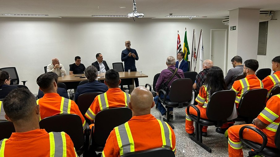 Todos os 26 diplomados foram aprovados em processo seletivo privado Todos os 26 diplomados foram aprovados em processo seletivo privado