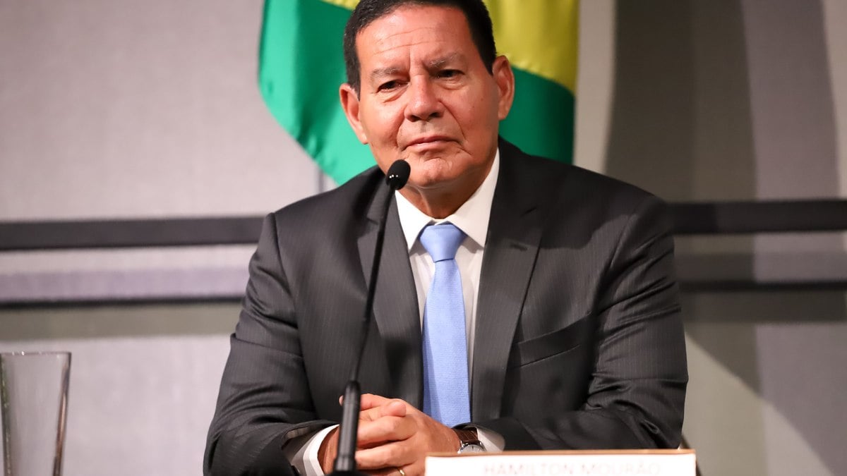 Hamilton Mourão (Republicanos) acusou Moraes de prevaricação e afirma ter indícios de crime de responsabilidade do ministro do STF