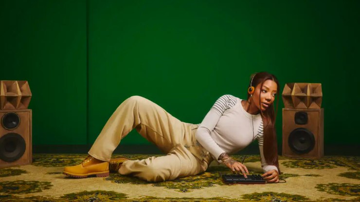 Levi’s amplia estratégia no Brasil com Ludmilla como embaixadora