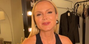 Eliana comemora 20 anos de estreia aos domingos na TV aberta