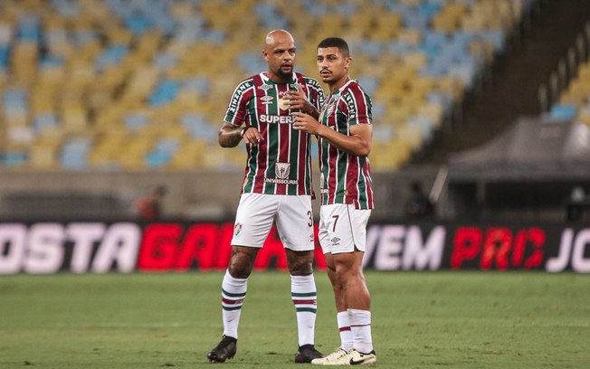 Fluminense se mostra frágil em bolas aéreas e chega a marca negativa no ano