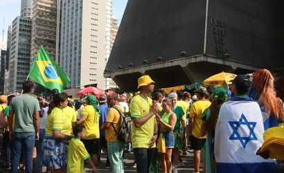 Manifestação na Paulista teve 185 mil presentes